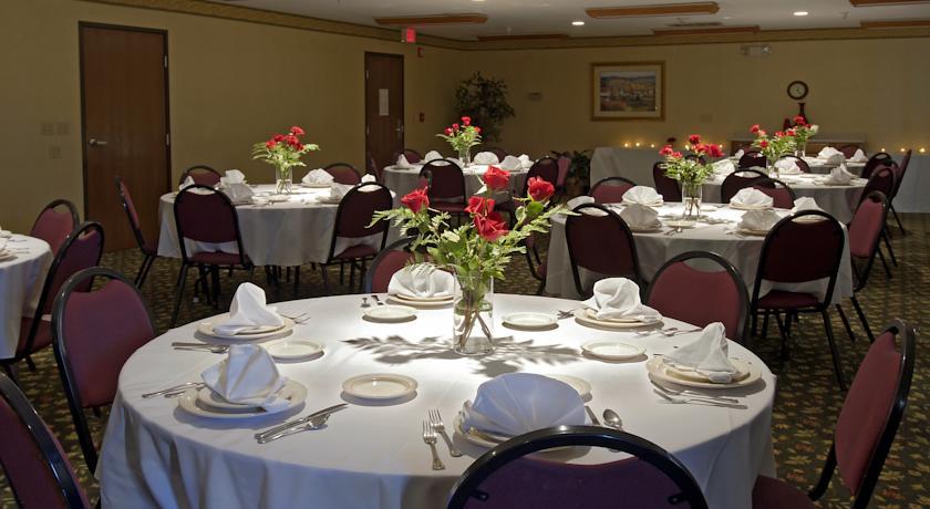 Country Inn & Suites By Radisson, Cedar Rapids Airport, Ia Restaurant photo